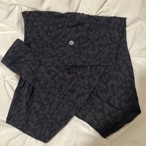 lululemon align leggings size 4 black / grey